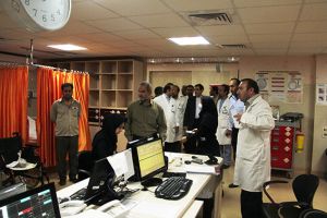 برگزاری مراسم بزرگداشت روز پزشک و کارمند با حضور معاون درمان وزارت بهداشت و درمان آموزش پزشکی در مرکز قلب و عروق شهید رجایی: عکس شماره 5 / 12